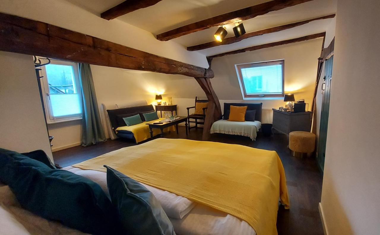 Manoir -1654- Historisch Schlafen In Monschaus Altstadt Habitación foto